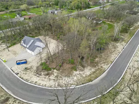 11252 Atherton St, Cedar Lake, IN 46303