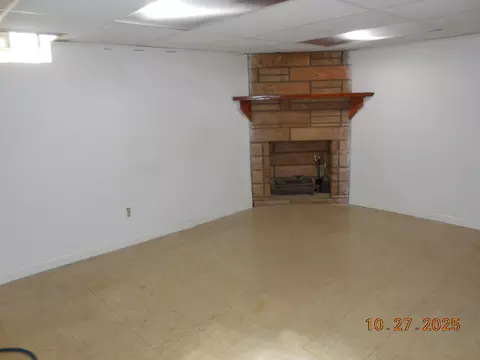 Living - 429 Ellsworth St, Gary, IN 46404 photo 3 of 3