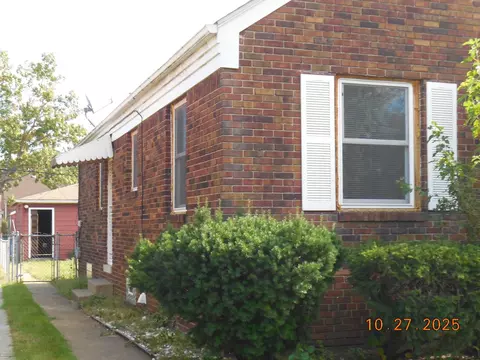 Exterior - 429 Ellsworth St, Gary, IN 46404 photo 3 of 5