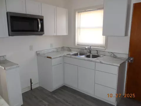 Kitchen - 429 Ellsworth St, Gary, IN 46404 photo 1 of 2