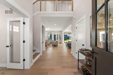 Entry Way - 10511 Mahogany Ter, Saint John, IN 46373 photo 4 of 11