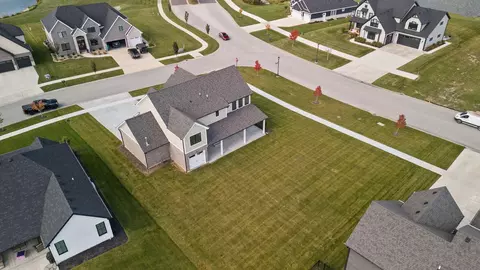 View/Area - 10511 Mahogany Ter, Saint John, IN 46373 photo 5 of 6