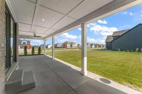 Exterior - 10511 Mahogany Ter, Saint John, IN 46373 photo 7 of 9