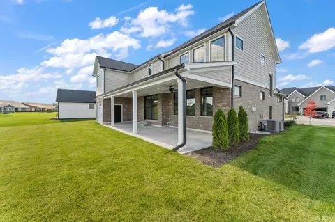 Exterior - 10511 Mahogany Ter, Saint John, IN 46373 photo 6 of 9