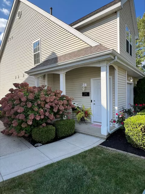 3306 Morgan Creek Ct, Valparaiso, IN 46385