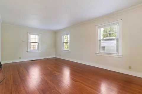 Living - 269 Maxwell St, Crown Point, IN 46307 photo 2 of 3