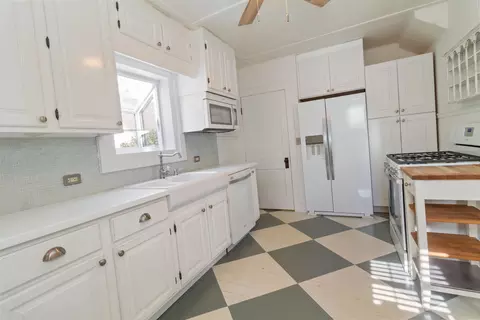 Kitchen - 269 Maxwell St, Crown Point, IN 46307 photo 2 of 6