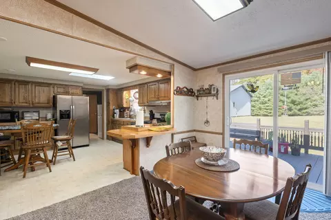 11538 E 400, Grovertown, IN 46531 photo 3