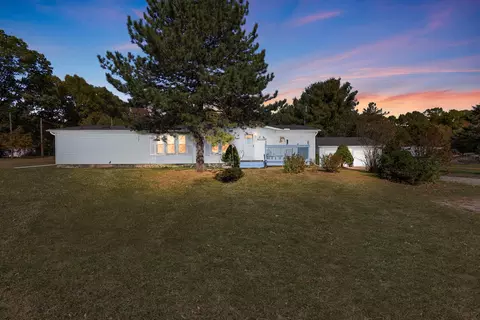 11538 E 400, Grovertown, IN 46531 photo 1