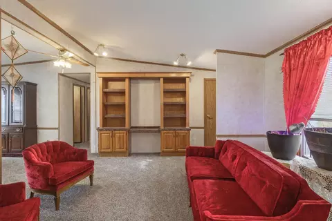 11538 E 400, Grovertown, IN 46531 photo 5