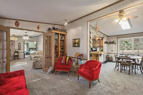 11538 E 400, Grovertown, IN 46531 photo 6