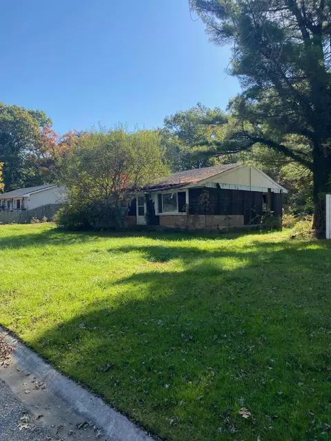 3313 W 51st Pl, Gary, IN 46408 photo 4