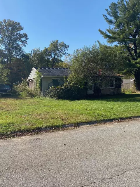 3313 W 51st Pl, Gary, IN 46408 photo 3