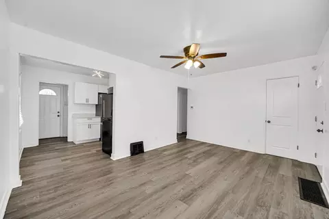 331 Jennings St, Gary, IN 46404 photo 10