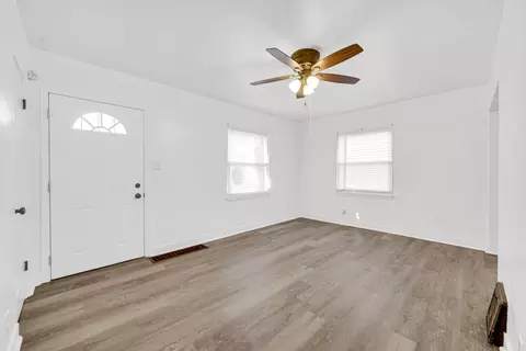 331 Jennings St, Gary, IN 46404 photo 12