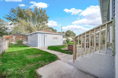 331 Jennings St, Gary, IN 46404 photo 5