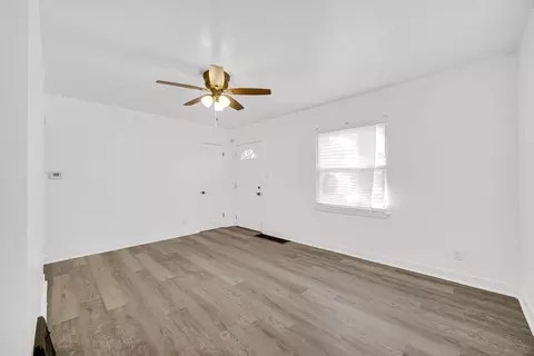 331 Jennings St, Gary, IN 46404 photo 11
