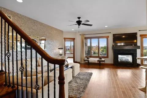 Living - 10380 Doubletree Dr, Crown Point, IN 46307 photo 2 of 7