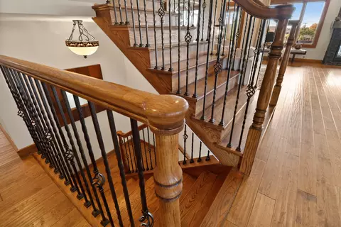 Entry Way - 10380 Doubletree Dr, Crown Point, IN 46307 photo 7 of 8