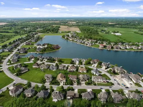 View/Area - 10380 Doubletree Dr, Crown Point, IN 46307 photo 11 of 12