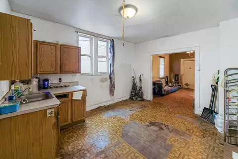 251 Polk St, Gary, IN 46402 photo 11