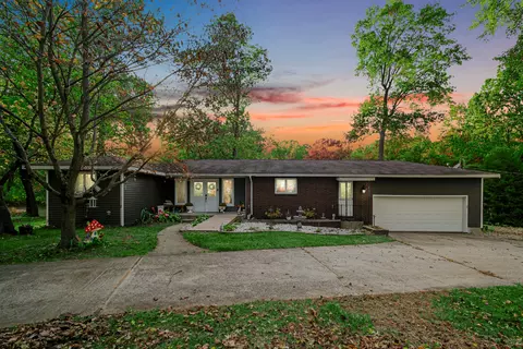 6915 S 375, North Judson, IN 46366