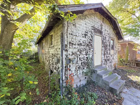 Exterior - 772 Ohio St, Gary, IN 46402 photo 5 of 9