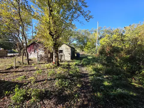 Exterior - 772 Ohio St, Gary, IN 46402 photo 7 of 9