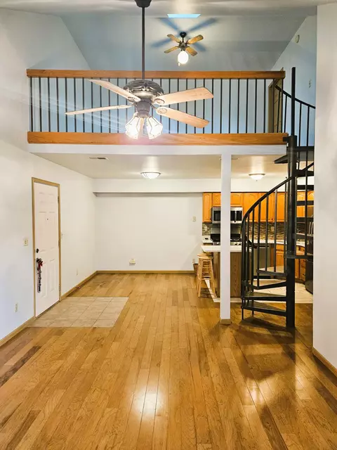 Living - 120 Pine Dr #H, Porter, IN 46304 photo 1 of 10