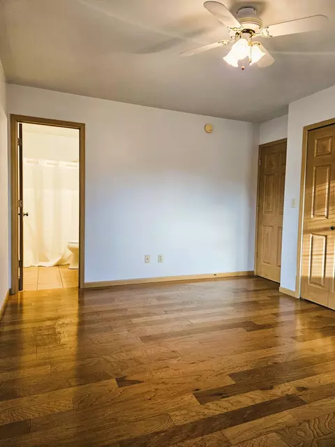 Bedroom - 120 Pine Dr #H, Porter, IN 46304 photo 3 of 10