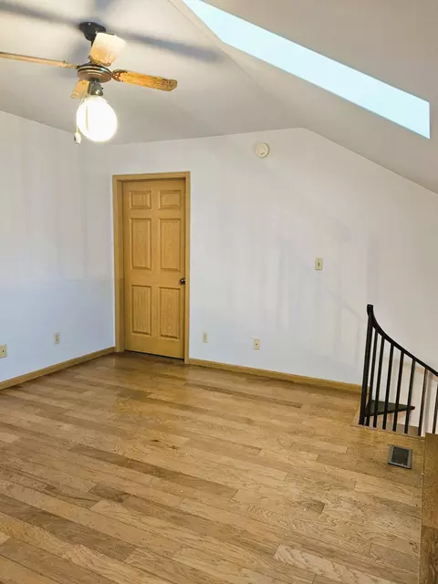 Bedroom - 120 Pine Dr #H, Porter, IN 46304 photo 8 of 10