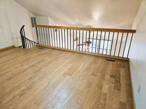 Living - 120 Pine Dr #H, Porter, IN 46304 photo 6 of 10
