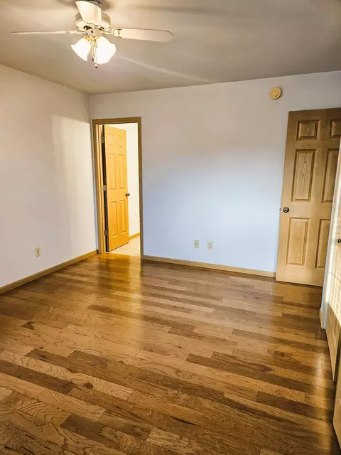 Bedroom - 120 Pine Dr #H, Porter, IN 46304 photo 2 of 10