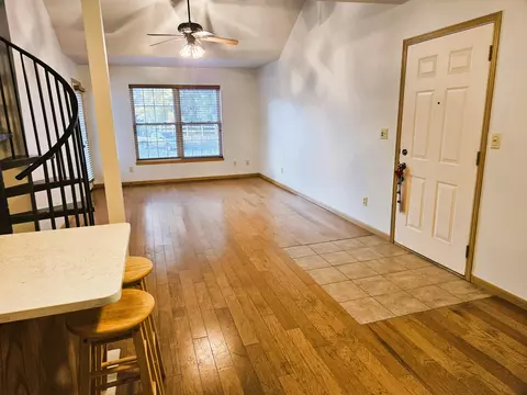 Living - 120 Pine Dr #H, Porter, IN 46304 photo 4 of 10