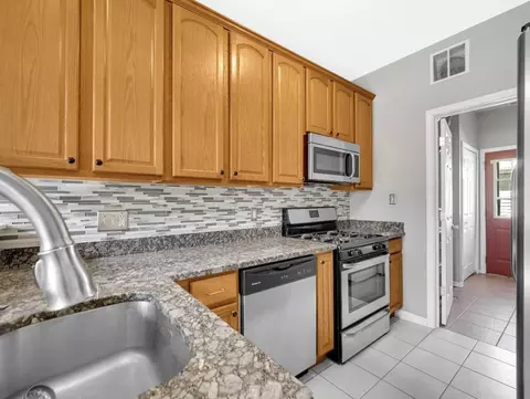 Kitchen - 11664 Broadway, Crown Point, IN 46307 photo 1 of 3