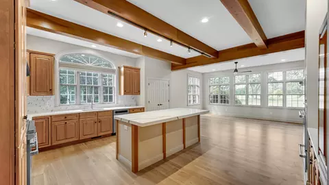 Kitchen - 836 Killarney Dr, Dyer, IN 46311 photo 2 of 4