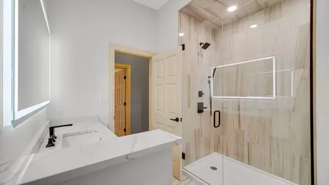 Bath - 836 Killarney Dr, Dyer, IN 46311 photo 2 of 12
