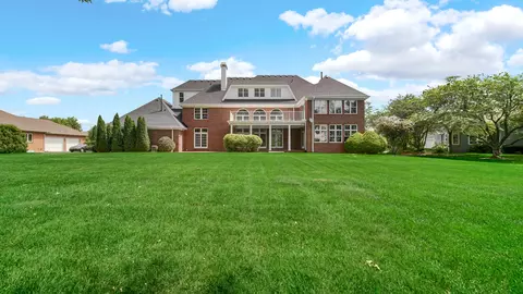 Exterior - 836 Killarney Dr, Dyer, IN 46311 photo 9 of 11