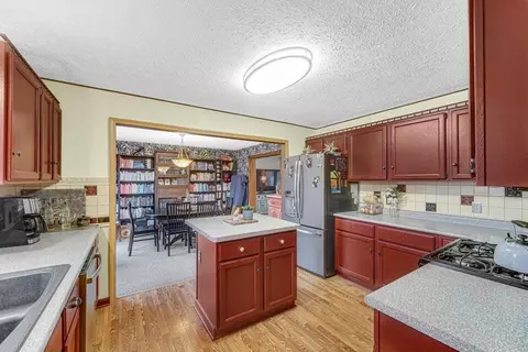 Kitchen - 7960 E 173rd Ave, Hebron, IN 46341 photo 2 of 3