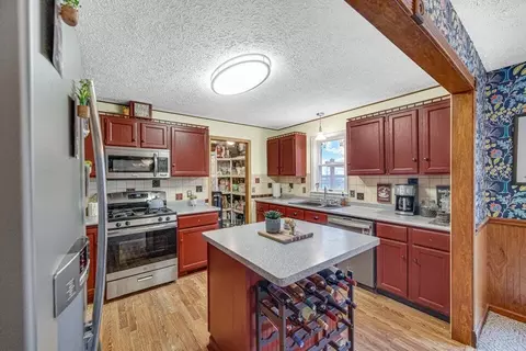 Kitchen - 7960 E 173rd Ave, Hebron, IN 46341 photo 1 of 3
