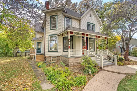 623 W Milroy Ave, Rensselaer, IN 47978