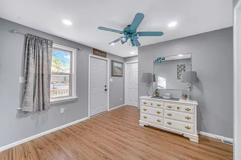 Entry Way - 1047 Ralston St, Gary, IN 46406 photo 2 of 2