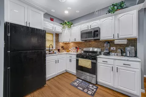 Kitchen - 1047 Ralston St, Gary, IN 46406 photo 3 of 3