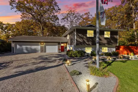 9880 N 130, Lake Village, IN 46349