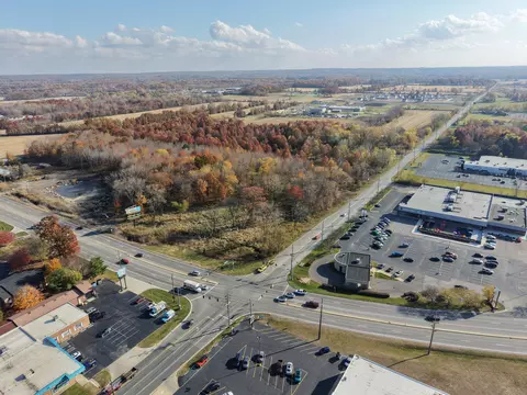 1002 S Woodland Ave, Michigan City, IN 46360