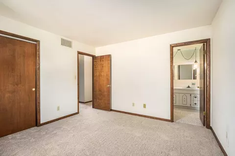 7905 Frederick Ave, Munster, IN 46321 photo 15