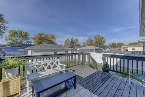 726 N Raymond St, Griffith, IN 46319 photo 2