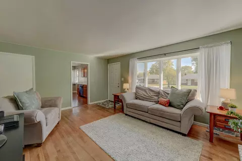 726 N Raymond St, Griffith, IN 46319 photo 7