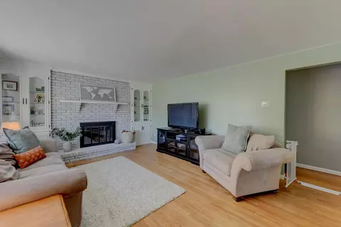 726 N Raymond St, Griffith, IN 46319 photo 5