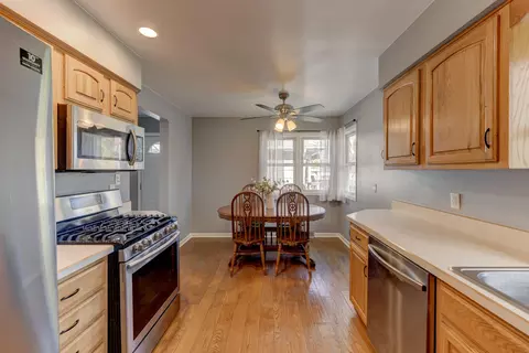726 N Raymond St, Griffith, IN 46319 photo 9